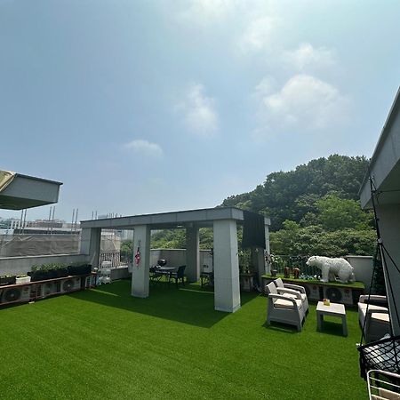 Yolo House Incheon Exterior foto