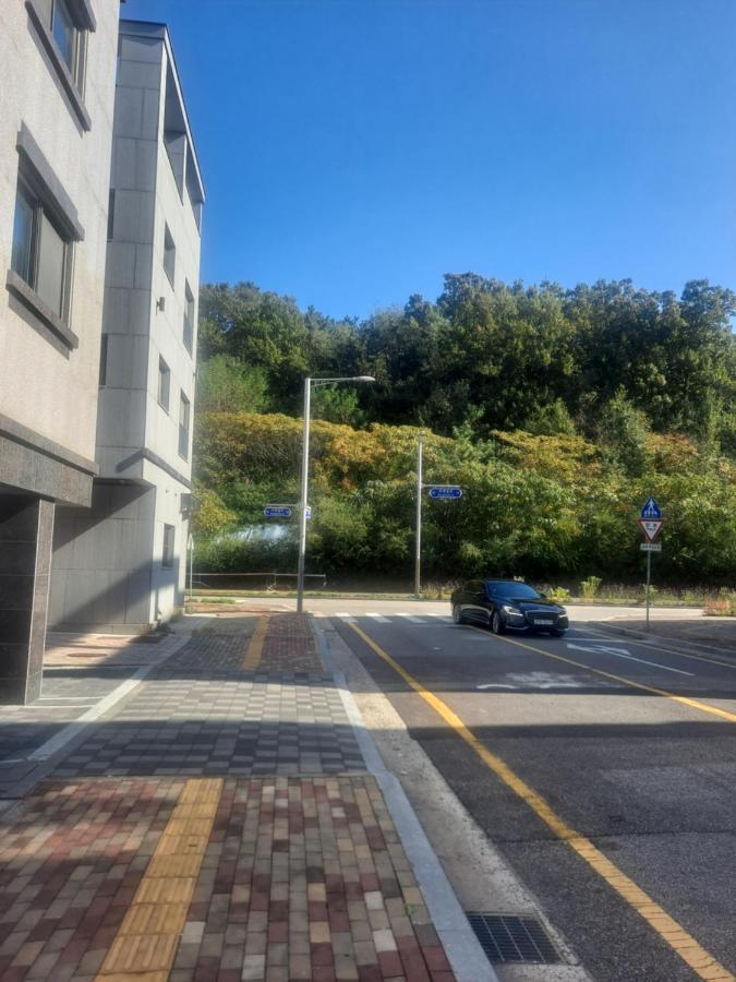 Yolo House Incheon Exterior foto