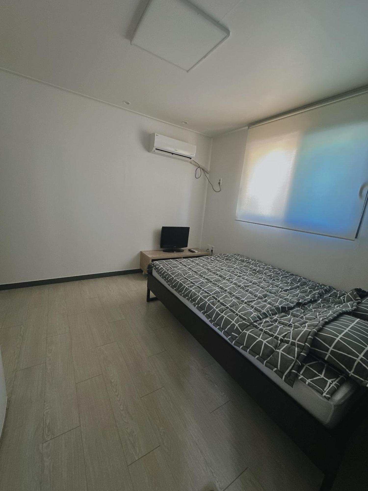 Yolo House Incheon Exterior foto
